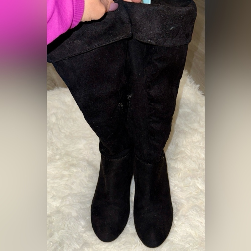 Diba Black Over-the-Knee Suede Boots - Picture 9 of 11